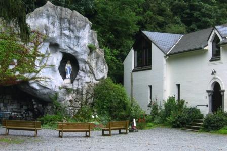 photo grotte Notre-Dame Immaculée de l'Espinette, reine de la Justice Rhode-Saint-Genèse