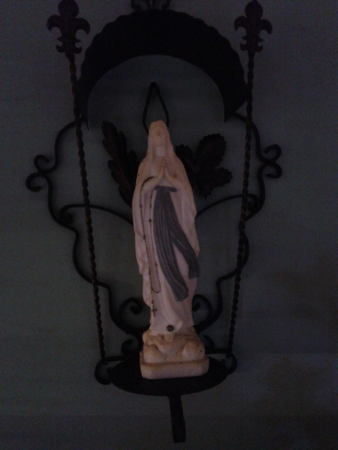 kapelletje olv v lourdes binnen