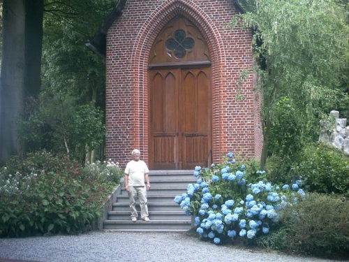 aan de grot in Thoricourt 15.07 (9).JPG