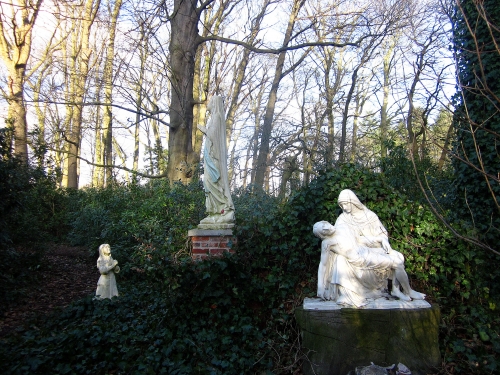 westmalle - klooster nooit rust - nooit rust.jpg