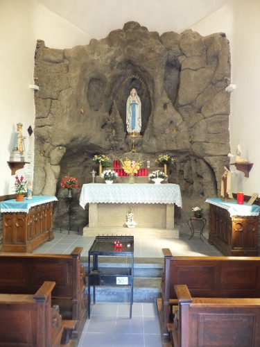 28aug13-20-Houffalize Chapelle N.D.de Lourdes.JPG