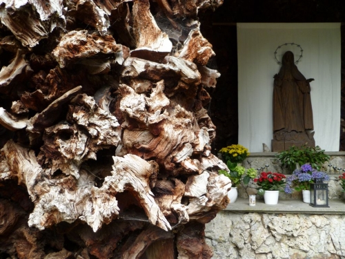 Herresbach (Amel)  lourdesgrot  foto 04   aug 2011.JPG