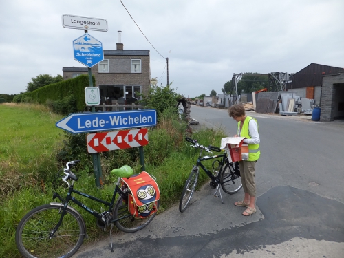 20jul13-fietstocht Langestraat Schoonaarde.JPG