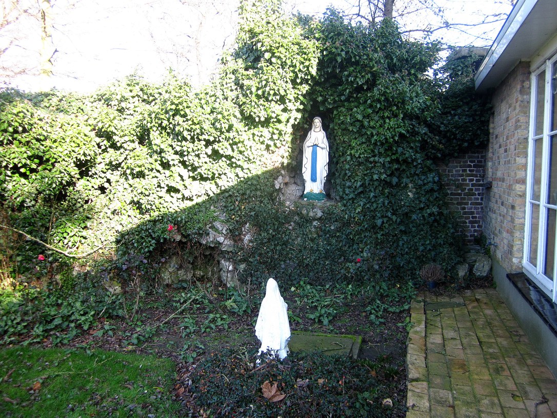 ieper - lange torhoutstraat -vml olvrouw gasthuis