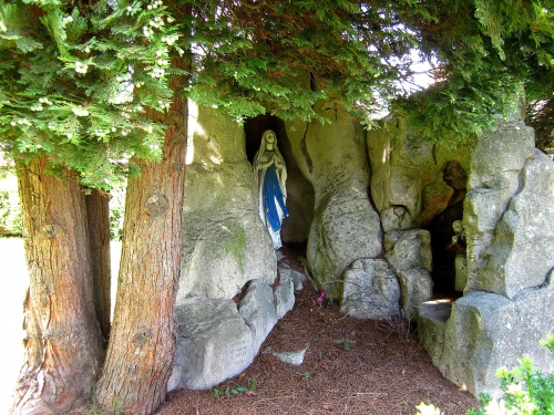 nossegem - naast st lambertuskerk.jpg